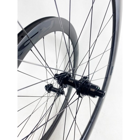 Novatec Carbon R5 Disc 50mm Centerlock road wheels 1475g
